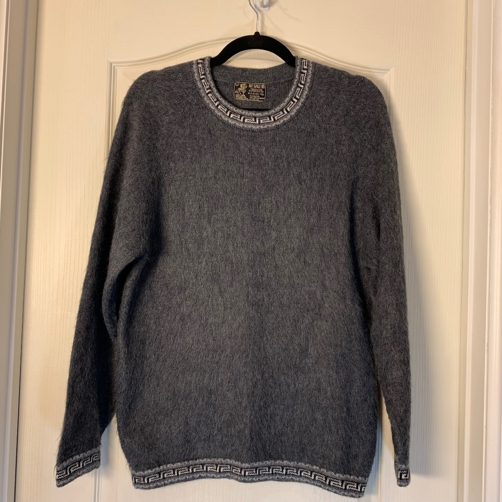 100% Baby Alpaca Sweater (L)‎ | Made in Peru | Ultra-Soft Grey Knit Comfy